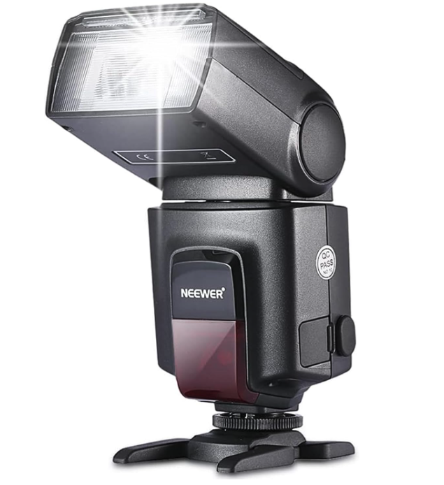 NEEWER TT560 Camera Flash Speedlite owned by Jet Sullivan